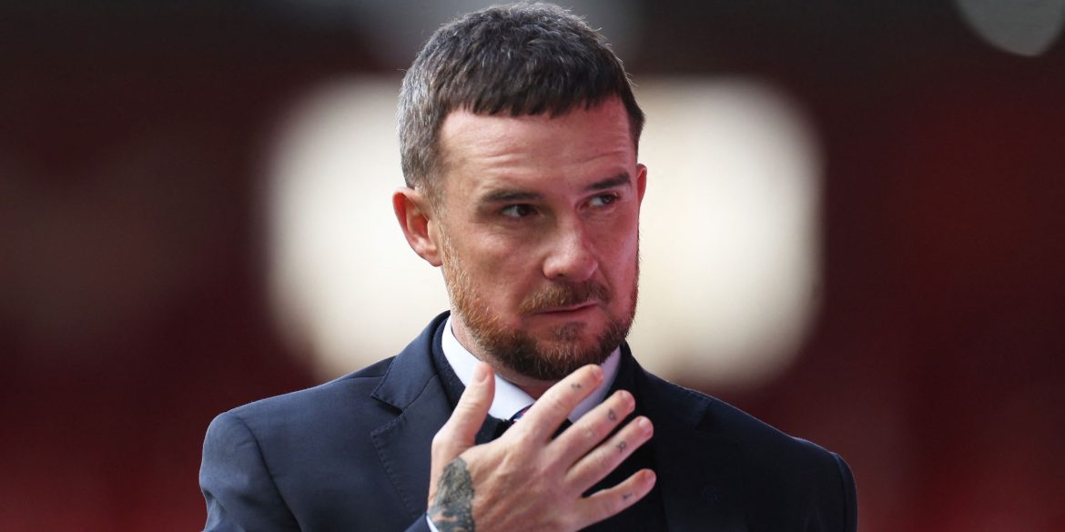 Rangers: "Outstanding" 4-4-2 manager explodes into race to replace Ferguson