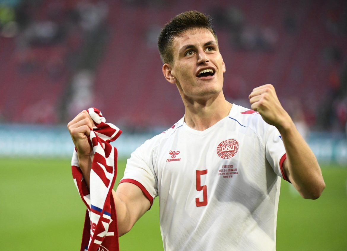 Expert reveals Southampton target Joakim Maehle is for sale