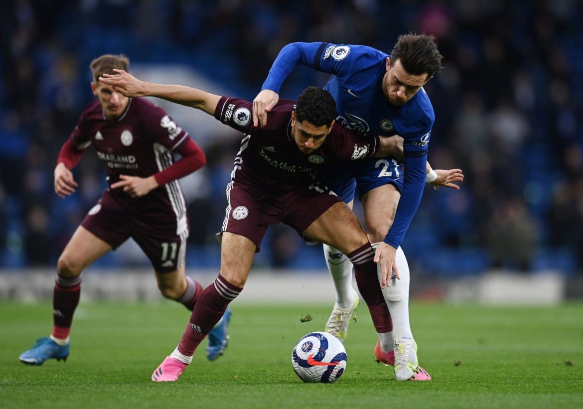 Leicester fans slam Perez for Chelsea display